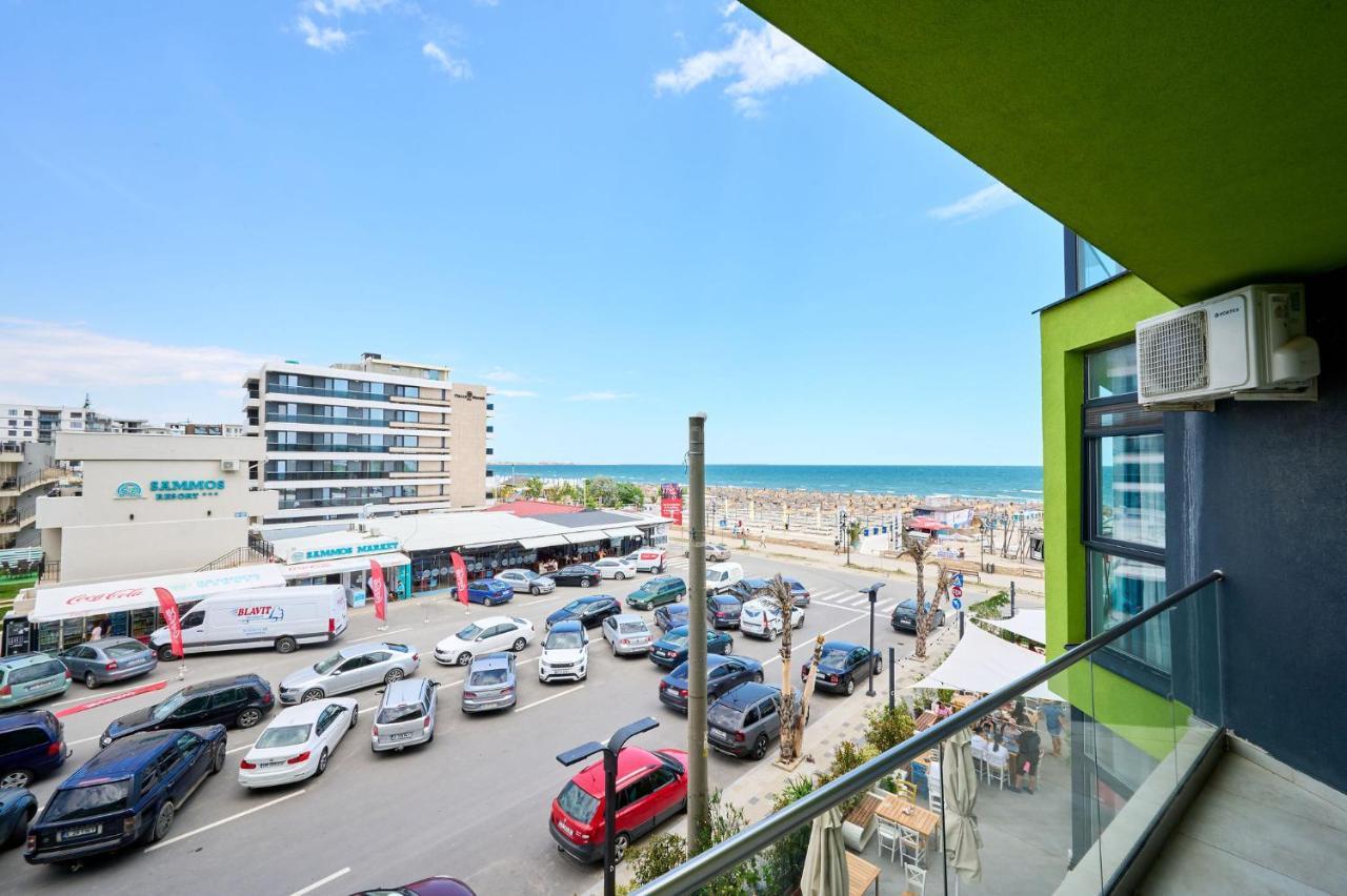 Beachfront 1Br Apartment- Spa N Pools Mamaia Kültér fotó